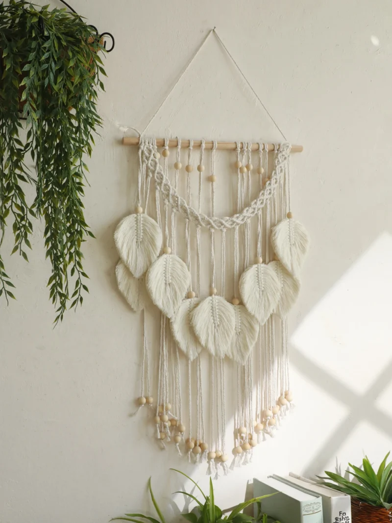 Boho Leaf Macrame Tapestry Woven Wall Hanging Tapestry Home Wall Decor Wood Bead Crafts Bedroom Living Room Decor Aesthetic Gift