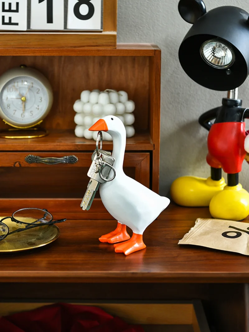 MINISO 1pc Magnetic Goose Key chain home decoration sculpture office desk decoration resin goose duck sculpture tool rack home